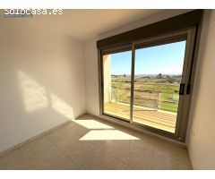Apartamento de 2 Dormitorios Dobles, 2 Baños, Cocina independiente, Comedor y Terraza con Vistas