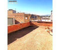 Casa a reformar en el centro de Santa Bàrbara con 424m2