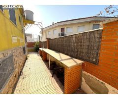 Chalet en Sota Montsia, de 4 Dormitorios, Baño, Piscina Privada, y almacen