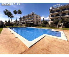 Zona caprabo, apartamento de 2 Dormitorios, Baño, Terraza de 11 m2, Parking Incluido y Piscina