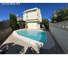 Chalet en venta en la Zona del Hotel Juanito