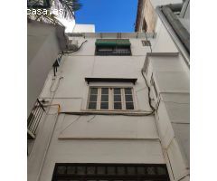 Edificio señorial en buen estado en venta en centro de Valencia