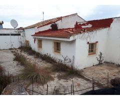 VENTA CHALET INDEPENDIENTE OCUPADO EN ALHAURIN DE LA TORRE (MALAGA)