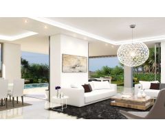 Chalet  independiente cerca de 3 campos de golf  en Estepona