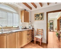 Encantadora Villa de Estilo Andaluz en la Prestigiosa Milla de Oro de Marbella
