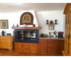 Venta de chalet en entorno privilegiado como es la Urbanización Residencial Alfinach
