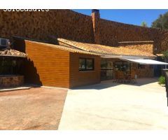 Venta de chalet en entorno privilegiado como es la Urbanización Residencial Alfinach