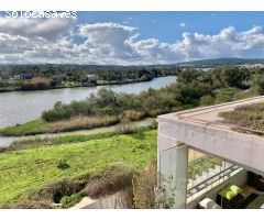 Exclusivo ático con impresionantes vistas al Rio Guadiaro y Gibraltar en Sotogrande