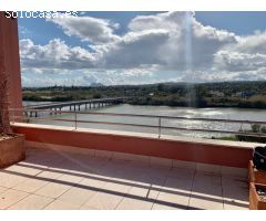 Exclusivo ático con impresionantes vistas al Rio Guadiaro y Gibraltar en Sotogrande