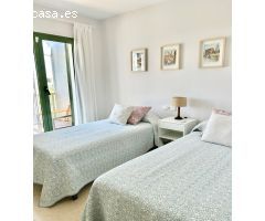 Precioso ático de dos dormitorios en La Marina de Sotogrande