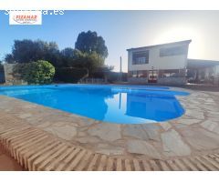 FINCA RÚSTICA EN CHIPIONA   CASA DE 4 DORMITORIOS    ZONA PINAR DE LA VILLA