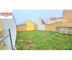 PARCELA URBANA DE 236 M2   ZONA CAMPO DE FUTBOL
