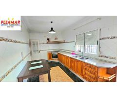 PISO DE TRES DORMITORIOS   ZONA AV. DE ANDALUCIA