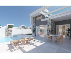 Villas modernas de nueva construcción en Los Alcázares