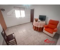 GRAN CASA DE 3 PLANTAS EN ALCOLEA CON TERRAZA-AZOTEA