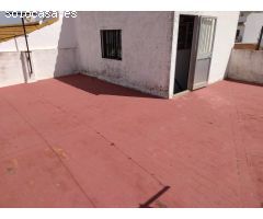 Casa de dos plantas más azotea en La Victoria conservada para mejorar!!