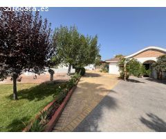 ¡Oportunidad única en la urbanización Valenzoneja (Alcolea, Córdoba)!