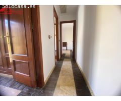 ???? Casa junto a La Corrdera de dos plantas – Espaciosa, Cálida y con Gran Potencial ?