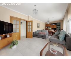 CASA AMPLIA, LUMINOSA Y CON ENCANTO EN ONIL