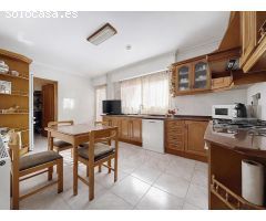 CASA AMPLIA, LUMINOSA Y CON ENCANTO EN ONIL