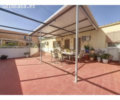 CASA AMPLIA, LUMINOSA Y CON ENCANTO EN ONIL