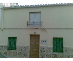 INMOVILCASH VENDE Casa Solar de 970 metros cuadrados.