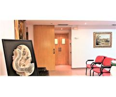 INMOVILCASH VENDE Vivienda en edificio emblemático de alto standing,  Rambla Méndez Núñez 450.000€