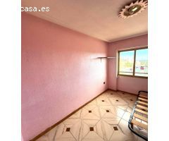 Se vende vivienda en Virgen del Remedio. 5ª planta sin ascensor. Precio: 58.000€