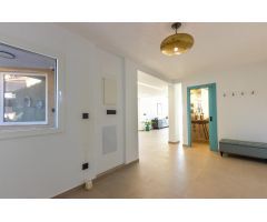 Chalet en venta 3 dormitorios en Alicante con calidades de lujo.