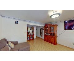 Venta de Vivienda en Calle Sargento Río Llamas
