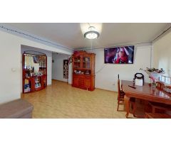 Venta de Vivienda en Calle Sargento Río Llamas