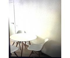¡Oportunidad Única: Piso Amplio y Luminoso con Gran Potencial!