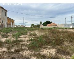 CASA URBANA CON TERRENO