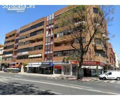 EXTRAORDINARIA PLAZA DE GARAJE FRENTE AL CORTE INGLÉS DE NERVIÓN