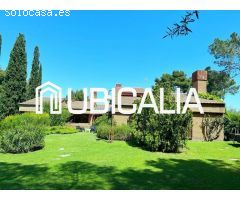 UBICALIA VENDE MAGNÍFICA VILLA DE ALTO STANDING  URB. PRIVADA SANTA BÁRBARA (VALENCIA)