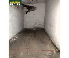 ESTUPENDA COCHERA EN LA ZONA DE SAN BASILIO.
