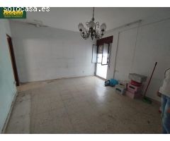 PISO EN ZONA DE SANTUARIO CON ASCENSOR.