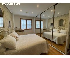 VENTA DE CASA CON PATIO EN EL BARRIO DE CUATROVIENTOS EN PONFERRADA