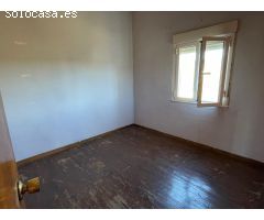 VENTA DE CASA CON PATIO EN MAGAZ DE ABAJO