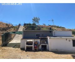 PARCELA CON APARTAMENTO - ZONA LA SIERREZUELA