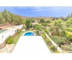 CHALET INDEPENDIENTE CON PISCINA PRIVADA