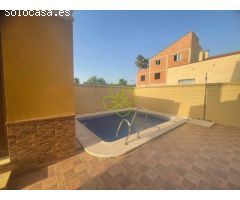 Villa en Venta en Zurgena, Almería