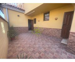 Villa en Venta en Zurgena, Almería