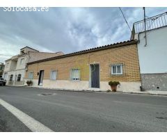 Casa de Pueblo en Venta en Finestrat, Almería