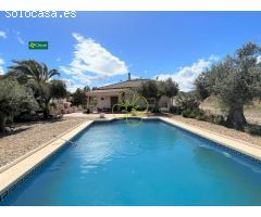 Cortijo en Venta en Zurgena, Almería