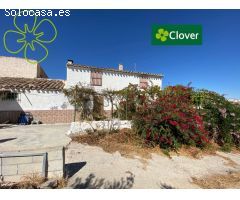 Cortijo en Venta en Cantoria, Almería