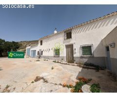 Cortijo en Venta en Zuazo de Vitoria, Almería