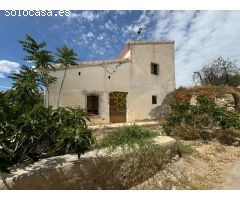 Cortijo en Venta en Albox, Almería