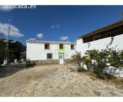 Cortijo en Venta en Albox, Almería