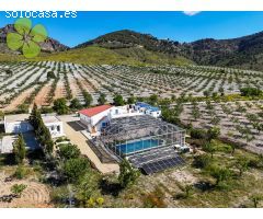 Villa en Venta en Zuazo de Vitoria, Almería